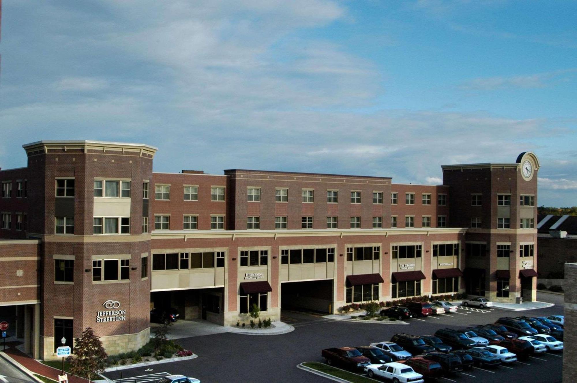 Jefferson Street Inn, A Member Of Radisson Individuals Wausau Esterno foto